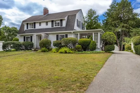 64 Berkeley St, Reading, MA 01867 photo 3