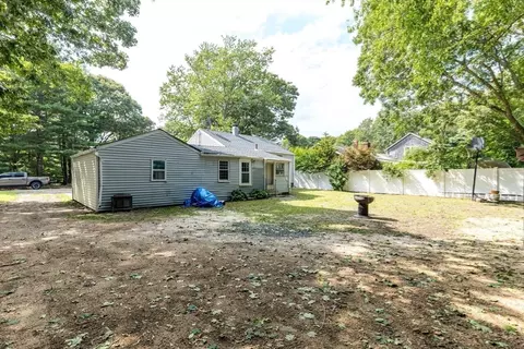 40 Wilson Ave, Bourne, MA 02532 photo 16