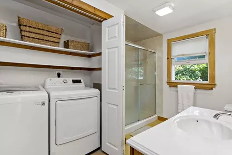 37 Hilltop Rd, Mashpee, MA 02649 photo 9