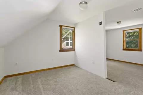 37 Hilltop Rd, Mashpee, MA 02649 photo 11