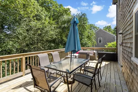 37 Hilltop Rd, Mashpee, MA 02649 photo 15