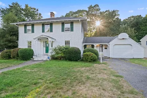 301 Pond St, Weymouth, MA 02190