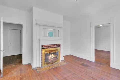 55 Mapledell St, Springfield, MA 01109 photo 9