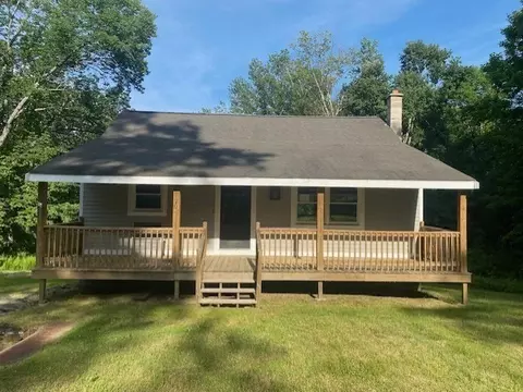 70 Riley Switch Rd, Phillipston, MA 01331