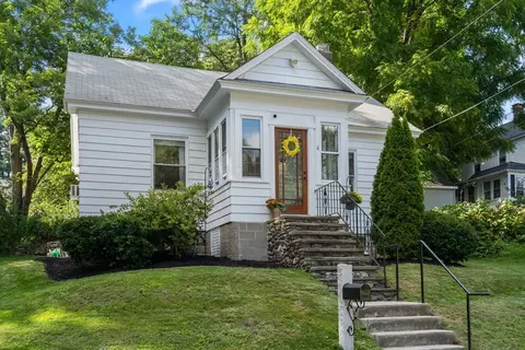 6 Rosita Rd, Worcester, MA 01606