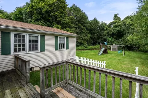 Exterior - 62 Nelson Pl, Worcester, MA 01605 photo 6 of 12
