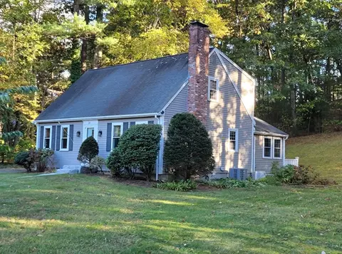 20 Green St, Franklin, MA 02038