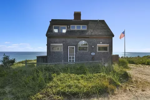 90 Cliff Rd, Wellfleet, MA 02667 photo 3