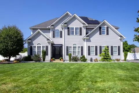 127 Coyote Cir, Agawam, MA 01030