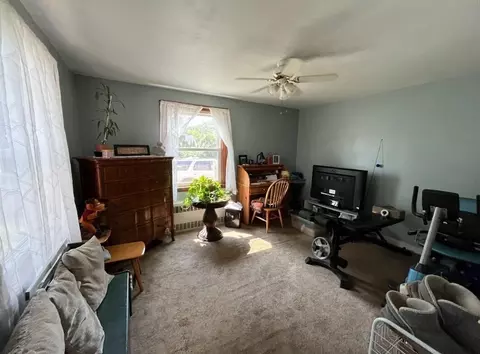 18 Arnold, Worcester, MA 01607 photo 3