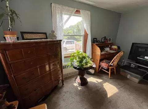 18 Arnold, Worcester, MA 01607 photo 4