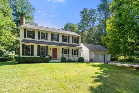 374 New Boston Rd, Sturbridge, MA 01566