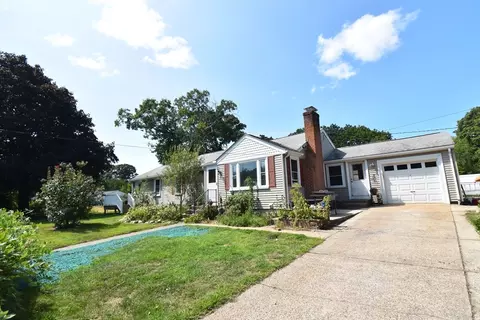 3 Miriam Dr, Attleboro, MA 02703