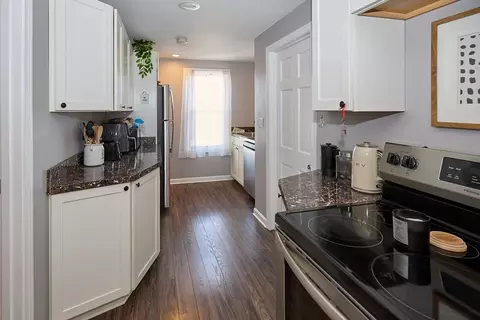 86 Cherry St, Fall River, MA 02720 photo 4