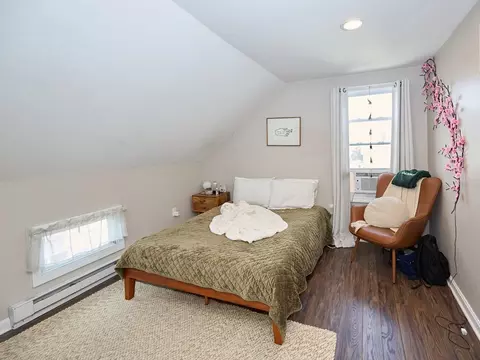 86 Cherry St, Fall River, MA 02720 photo 8