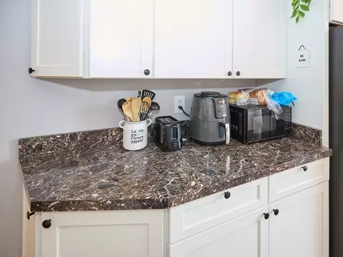 86 Cherry St, Fall River, MA 02720 photo 6