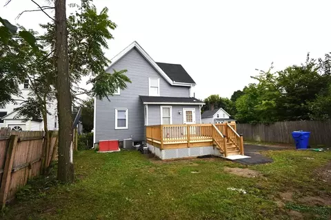 34 Collins St, Springfield, MA 01109 photo 7