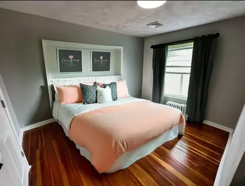 34 Collins St, Springfield, MA 01109 photo 33