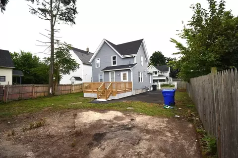 34 Collins St, Springfield, MA 01109 photo 6