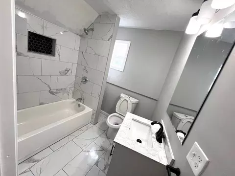 34 Collins St, Springfield, MA 01109 photo 25