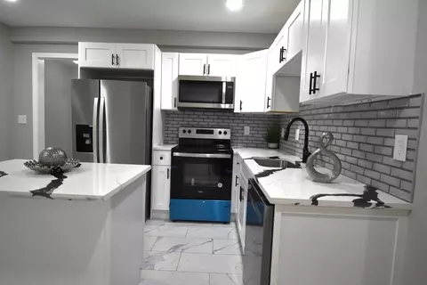 34 Collins St, Springfield, MA 01109 photo 15