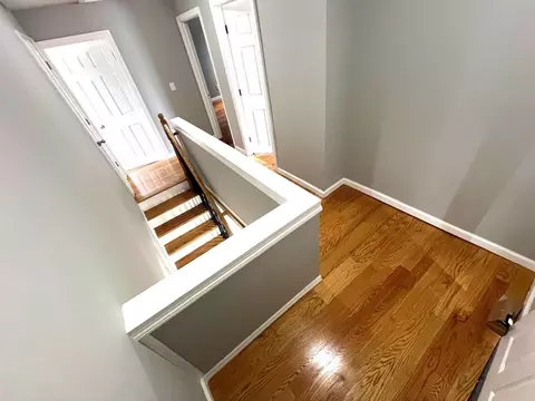 34 Collins St, Springfield, MA 01109 photo 22