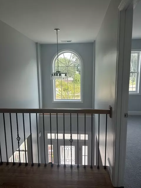 92 Crystalbrook Dr, Springfield, MA 01118 photo 22