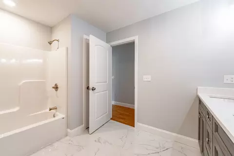 92 Crystalbrook Dr, Springfield, MA 01118 photo 32
