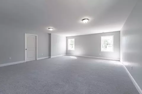92 Crystalbrook Dr, Springfield, MA 01118 photo 29