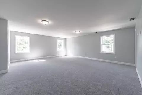 92 Crystalbrook Dr, Springfield, MA 01118 photo 23
