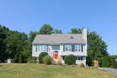 19 Grenier Ave, Webster, MA 01570 photo 2