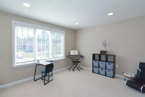 19 Grenier Ave, Webster, MA 01570 photo 16