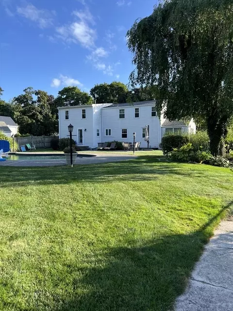 3 Hubbard St, Canton, MA 02021 photo 17