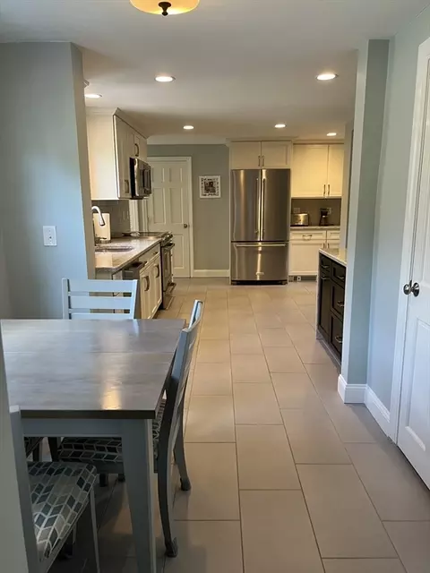 3 Hubbard St, Canton, MA 02021 photo 3