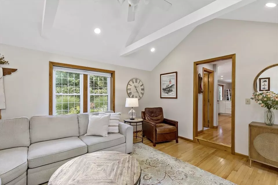  11 Triphammer Cir, Plymouth, MA 02360 photo 4