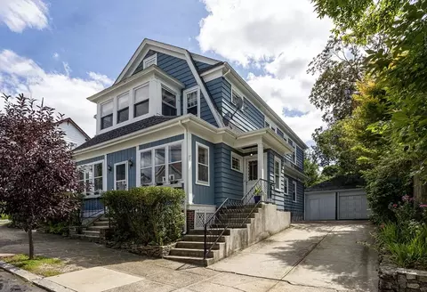 23-25 Woodbine St, Providence, RI 02906