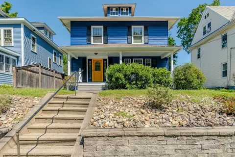 297 Locust St, Northampton, MA 01062