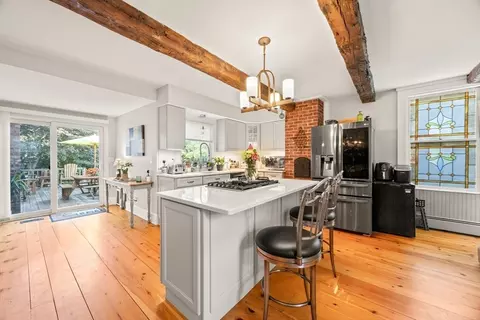 246 Old Main, Yarmouth, MA 02664