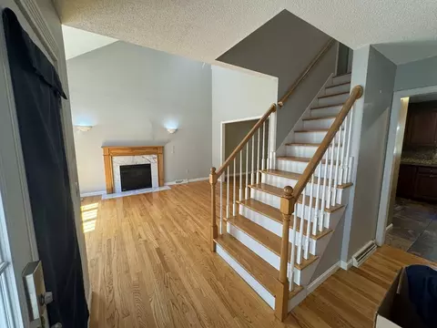 28 Cara Ln, Springfield, MA 01118 photo 5