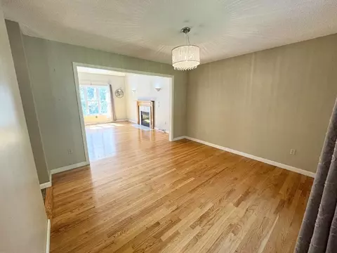 28 Cara Ln, Springfield, MA 01118 photo 10