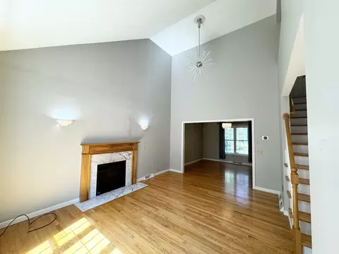 28 Cara Ln, Springfield, MA 01118 photo 3