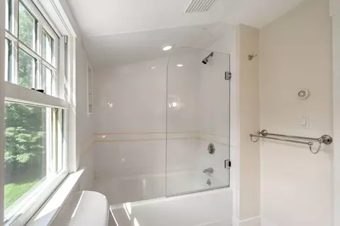 Bath - 6 Park Ave, Dover, MA 02030 photo 2 of 3