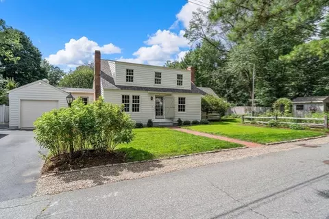 Exterior - 6 Park Ave, Dover, MA 02030 photo 13 of 13