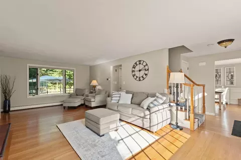 5 Raymond Ave, Danvers, MA 01923 photo 9