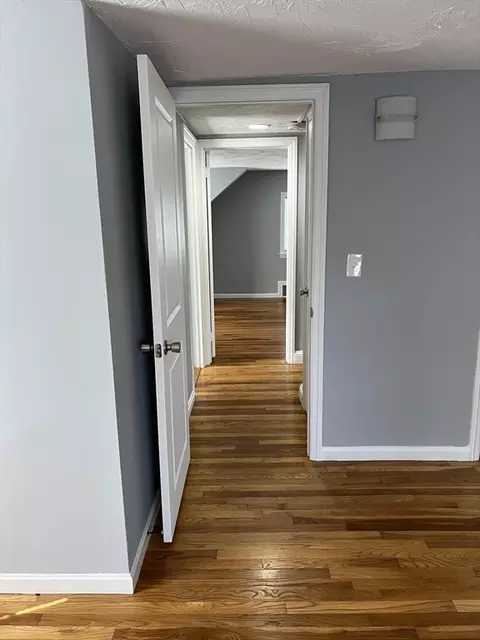Entry Way - 30 Lumae St, Springfield, MA 01119 photo 6 of 7