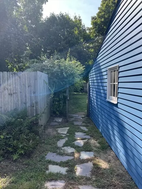 Exterior - 30 Lumae St, Springfield, MA 01119 photo 5 of 13