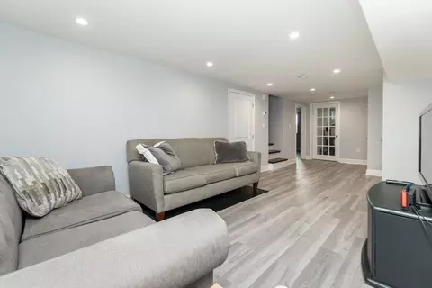 19 Samoset Rd, Peabody, MA 01960 photo 14