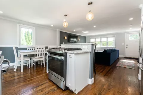 19 Samoset Rd, Peabody, MA 01960 photo 8