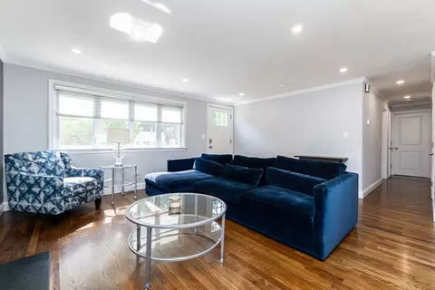 19 Samoset Rd, Peabody, MA 01960 photo 4