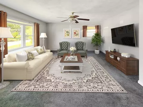 Living - 37 Old Onset Rd, Wareham, MA 02571 photo 1 of 4